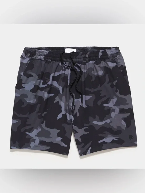 Men's Advantage Short (UnLined) in Black Camo-Men’s Medium NWT - Picture 1 of 15